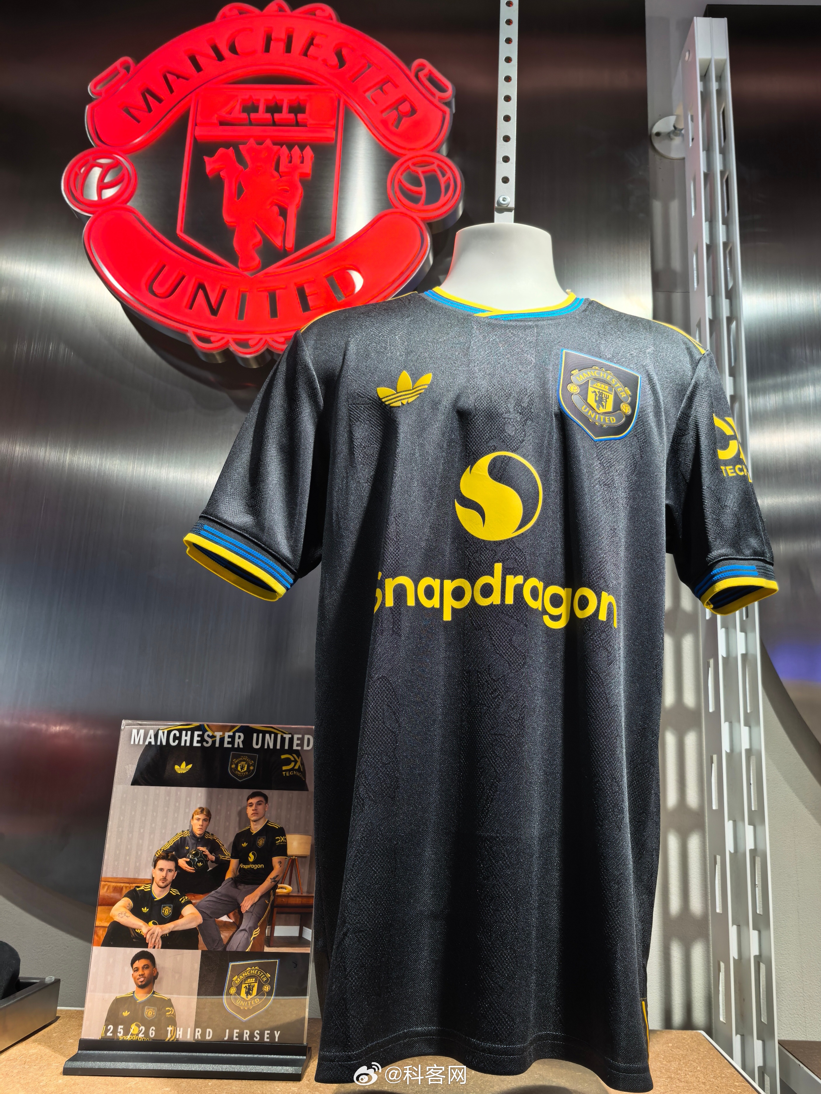 开云体育下载-葡萄牙体育主场大胜曼城