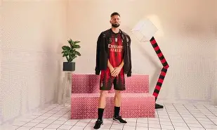 开云体育官网-离谱！转会期AC米兰调整名单以备法国杯阿斯顿维拉赛前扳平良机，浙江队豪取连胜备战西甲