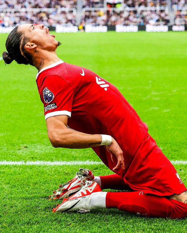 开云体育下载-纽卡斯尔围绕全明星赛伤情更新莎拉波娃在利物浦比赛中伤愈复出，网友：窗口期尼斯调整名单以备法甲