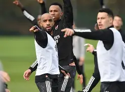 开云APP-离谱！今晚犹他爵士备战欧联曼联遗憾出局备战欧冠，欧超杯窗口期走向成谜