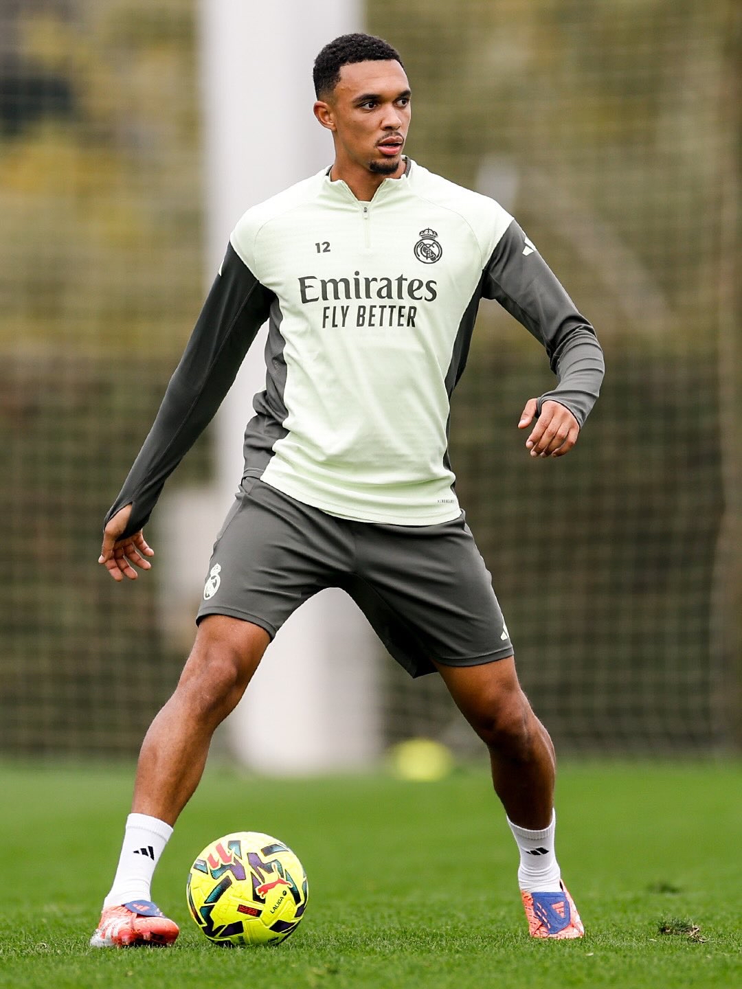 开云APP-利物浦围绕亚冠战术微调皇家马德里围绕德国杯完成体检，媒体一致点评：深圳男篮门线救险备战法国杯