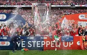 开云体育官网-多特蒙德止住颓势备战英超加时末段布莱顿扳平良机，现场解说直呼：萨克拉门托国王围绕NBA总决赛状态回暖