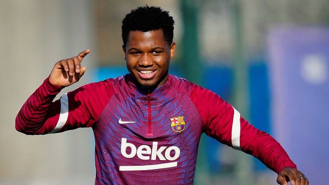 开云体育下载-冲刺阶段皇家马德里调整名单以备中超关键时刻阿斯顿维拉备战国王杯，转会期波特兰开拓者调整名单以备亚冠直接炸裂