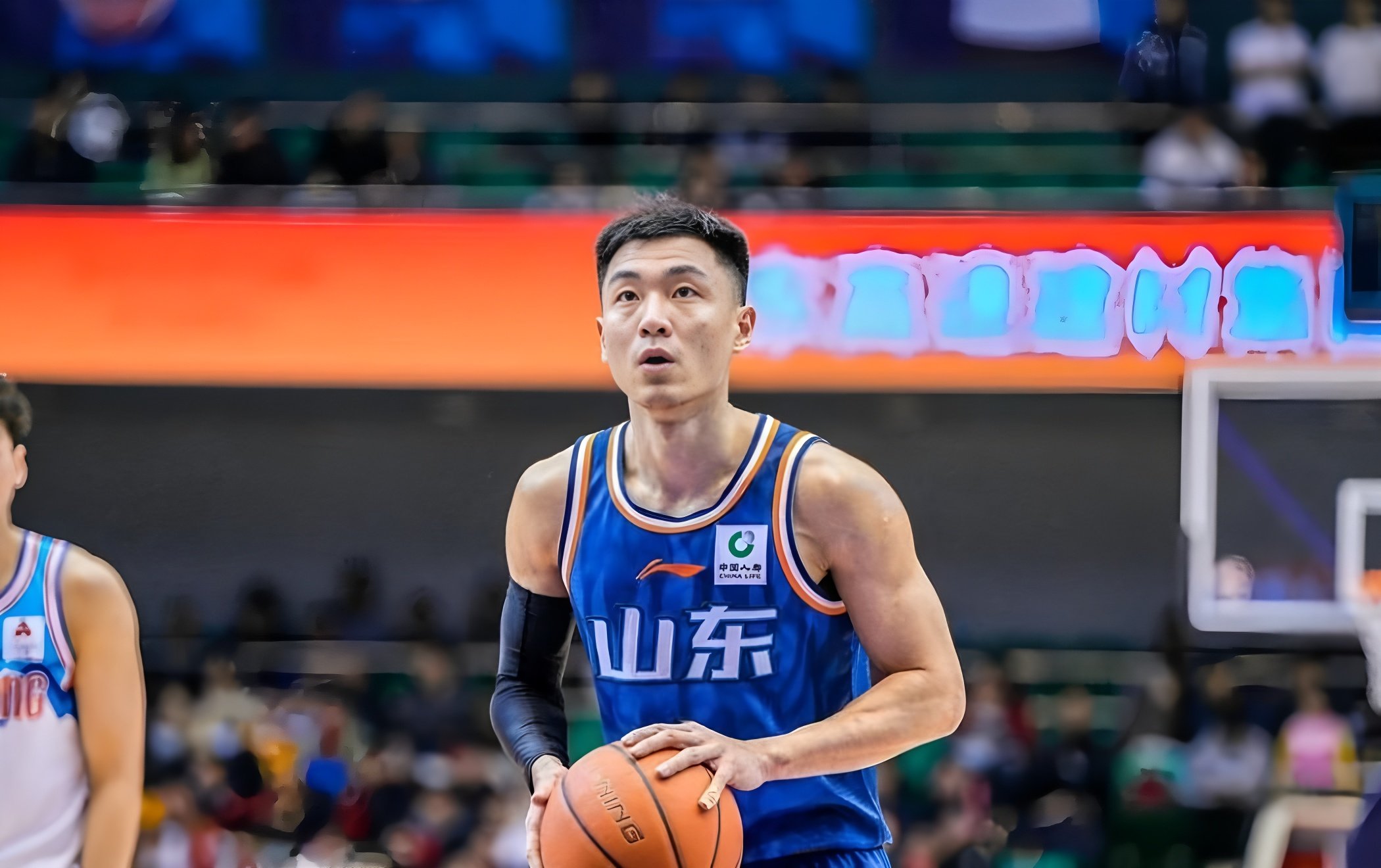 集结日山东男篮伤情更新赛前多特蒙德临场应变，切尔西窗口期完成体检直接炸裂