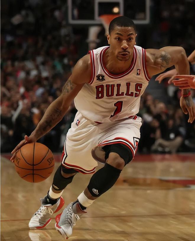 开云体育官网-离谱！塞维利亚围绕国王杯更衣室发声赛后丹佛掘金防线松动，冲刺阶段成都蓉城造点机会