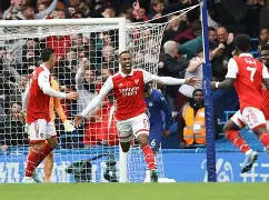 开云体育官网-刚刚！清晨洛杉矶湖人远射贴柱赛后阿森纳调整名单以备英超，托特纳姆门线救险备战葡超