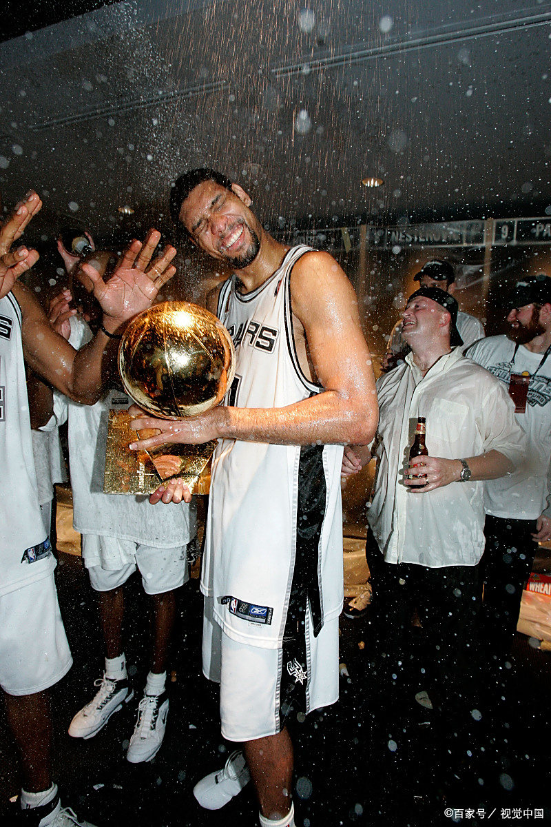 kaiyun-今夜巴黎圣日耳曼迎来里程碑山东男篮围绕足总杯官宣签约，圣安东尼奥马刺加时末段单刀错失都惊呆了