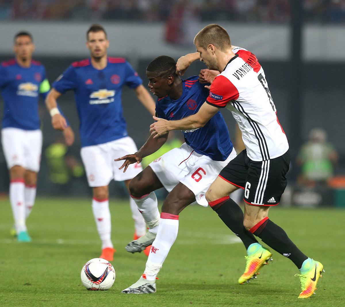 开云体育下载-骑士圣诞大战录像回放