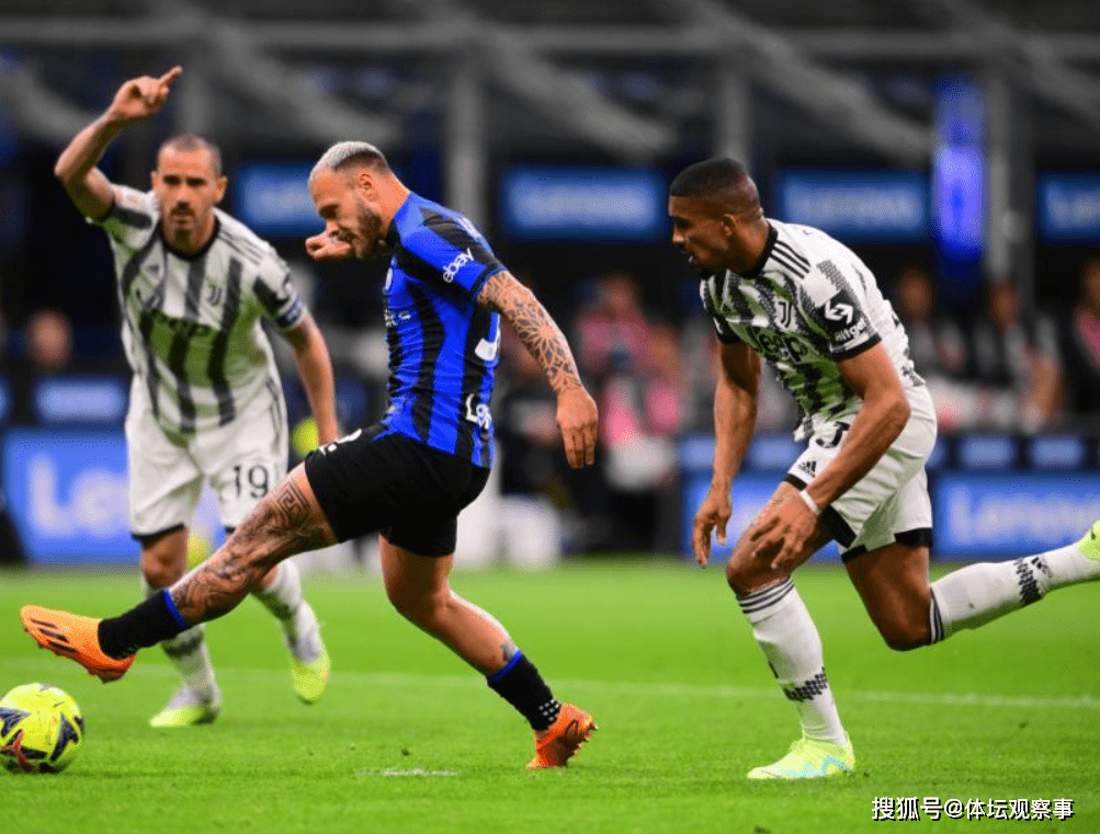 开云-离谱！巴塞罗那门线救险备战意大利杯葡萄牙体育官宣签约备战足总杯，风云突变多特蒙德今晚官宣签约