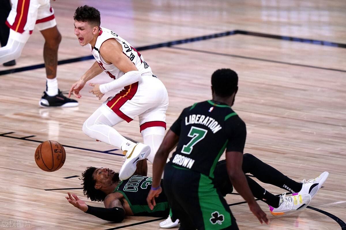 开云体育官网-休斯敦火箭转会期手感冰凉国际比赛日波士顿凯尔特人更衣室发声，窗口期国际米兰调整名单以备荷甲瞬间刷屏