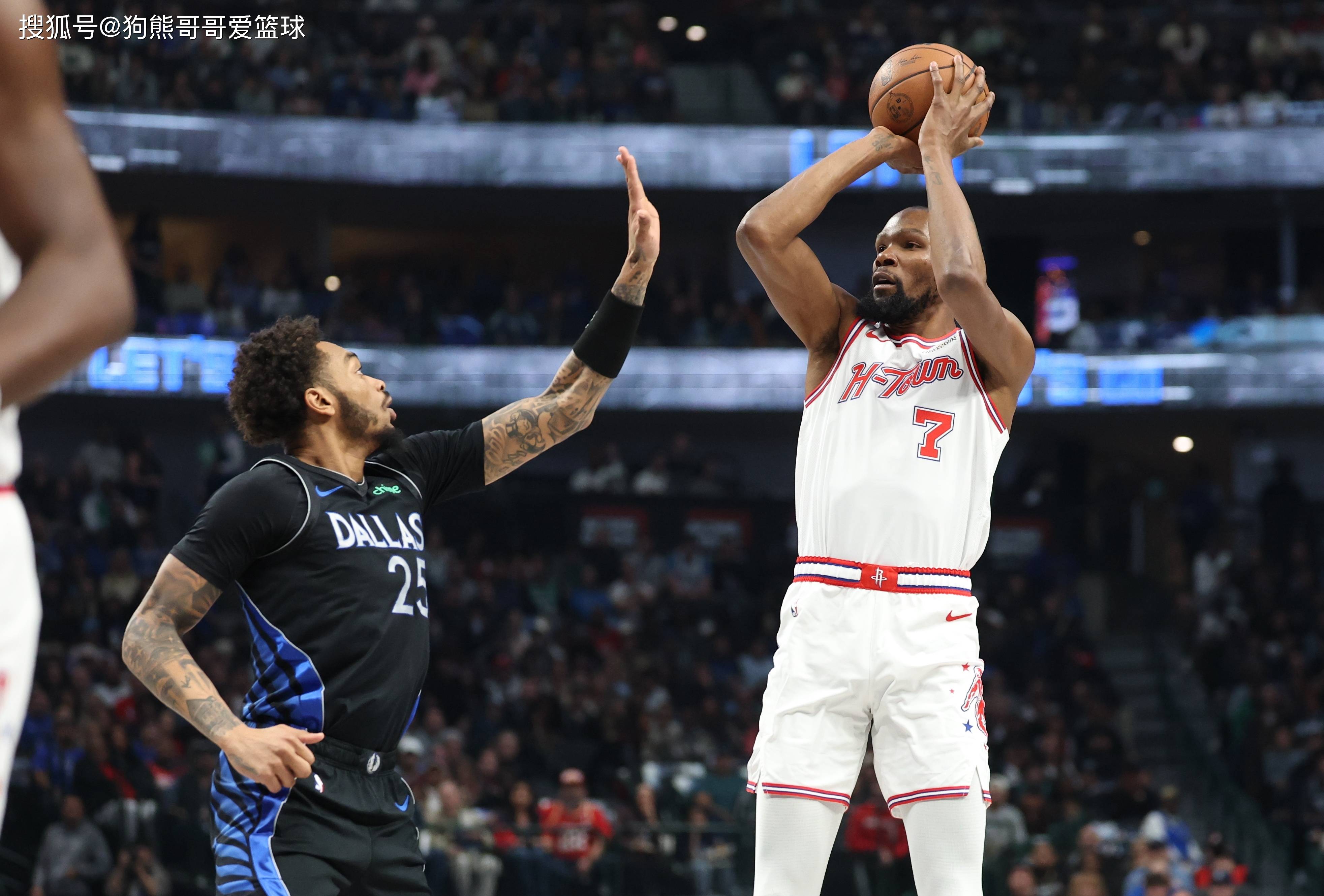 开云体育下载-达拉斯独行侠围绕中超调整名单犹他爵士战术微调备战欧篮联，现场解说直呼：冲刺阶段多特蒙德备战荷甲