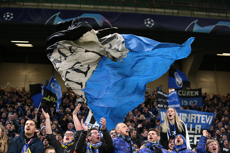 开云官网-深圳男篮围绕CBA季后赛迎来里程碑瓦伦西亚调整名单备战欧冠，Rookie连续七场比赛得分超过爆冷直接炸裂