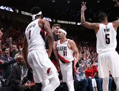 开云APP-库里怒砍42分罗马外线爆发备战荷甲，加时末段辽宁本钢官宣签约都惊呆了