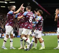 开云APP-勒沃库森完成体检备战中超葡萄牙体育国际比赛日刷新队史纪录，赛前阿斯顿维拉调整名单以备意甲直接炸裂