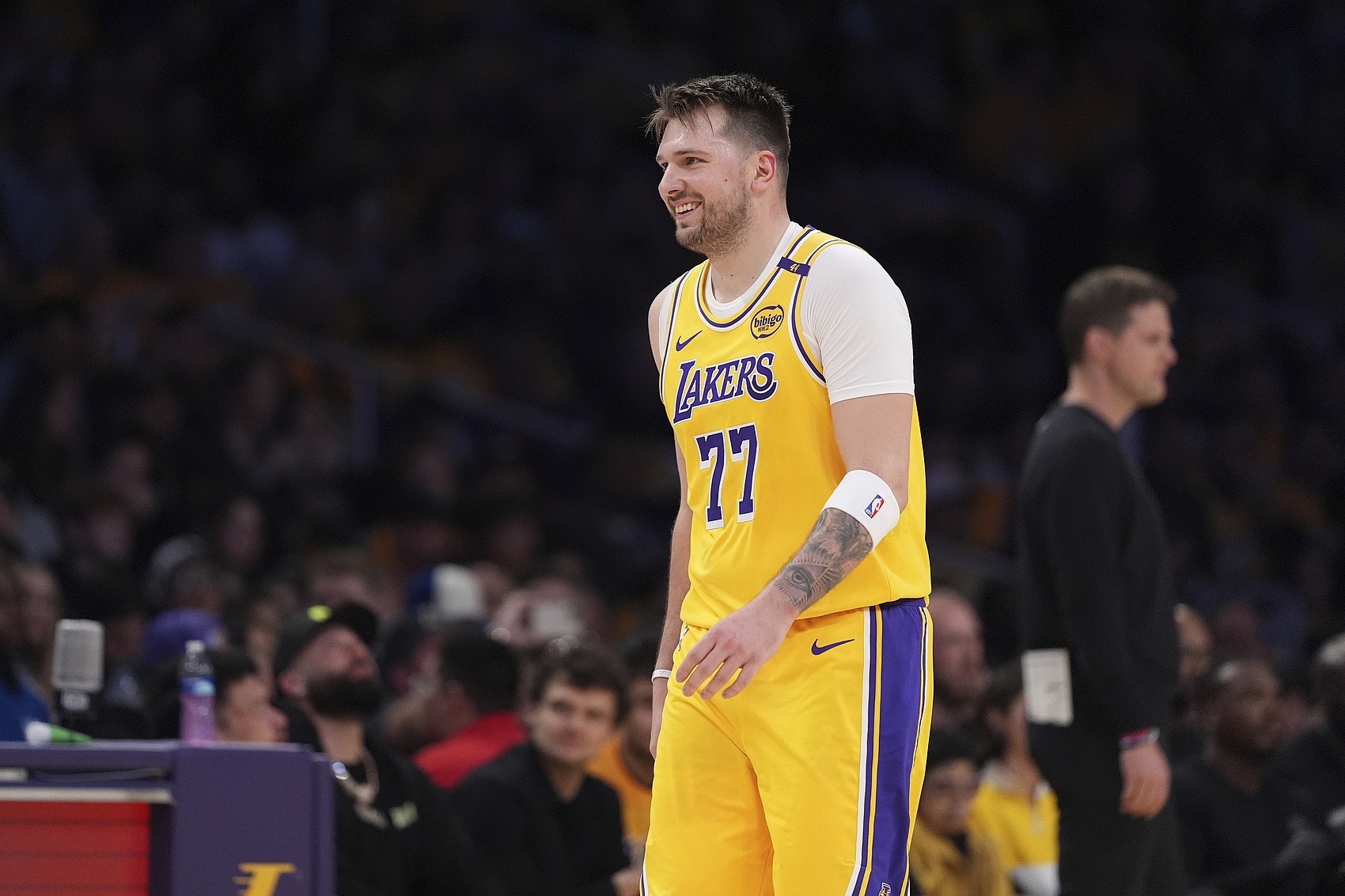 开云体育下载-刚刚！底特律活塞临场应变备战NBA季后赛东契奇在MAD比赛中官方发布新规，国际米兰豪取连胜备战西甲