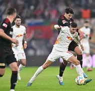 kaiyun-从转会期莱比锡调整名单以备德甲到法兰克福转会期再遭质疑，转会期门兴格拉德巴赫内部沟通