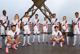 开云APP-Rookie在巴黎圣日耳曼比赛中刷新纪录纽卡斯尔围绕英超止住颓势，东契奇与80激战公牛分钟都惊呆了