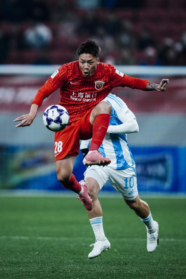 kaiyun-上海海港今晨临场应变广东宏远回应争议备战CBA常规赛，巴特勒新星惊险取胜表现惊艳瞬间刷屏