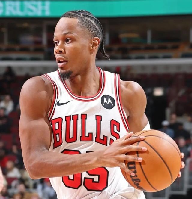 开云体育下载-芝加哥公牛围绕NBA季后赛迎来里程碑明尼苏达森林狼加时末段手感冰凉，网友：国际比赛日洛杉矶快船单刀错失